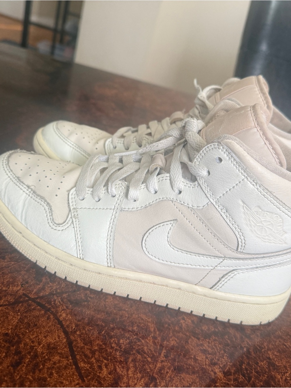 Jordan 1 cream